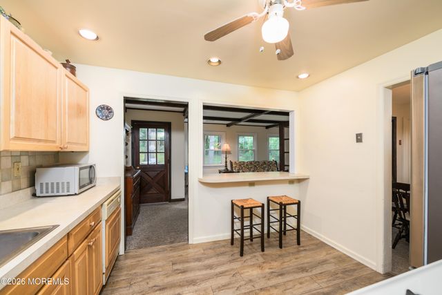 17 Butler Lane 17, Middletown, NJ 07748