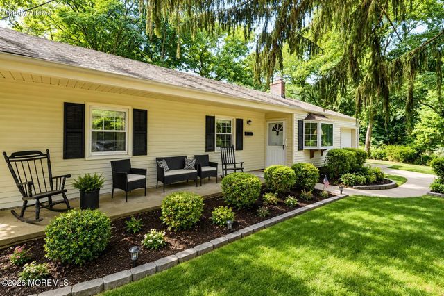 17 Butler Lane 17, Middletown, NJ 07748
