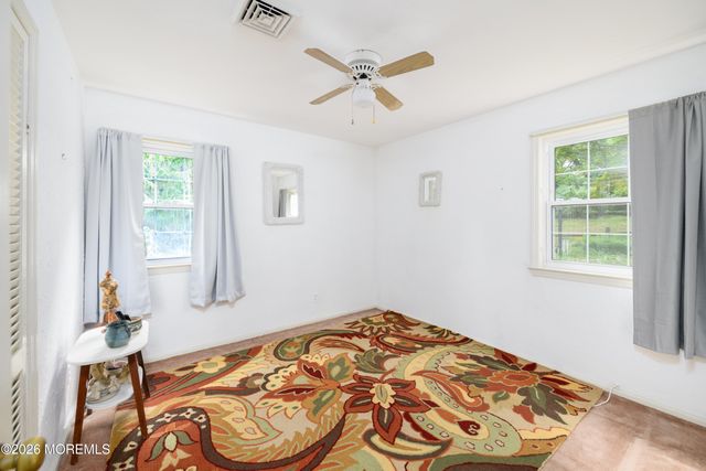 17 Butler Lane 17, Middletown, NJ 07748