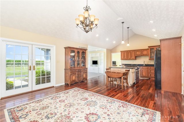 8648 Compton Road, Waynesville, OH 45068