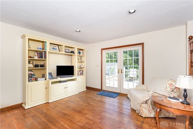8648 Compton Road, Waynesville, OH 45068