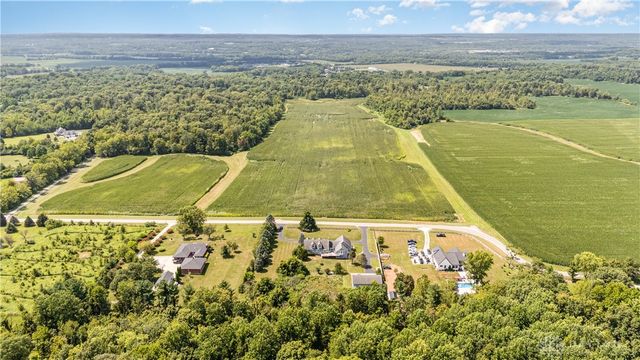 8648 Compton Road, Waynesville, OH 45068