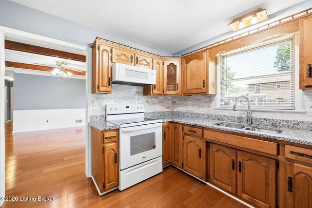 7209 Old N Church Rd, Louisville, KY 40214