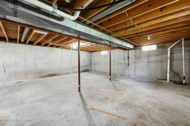 7209 Old N Church Rd, Louisville, KY 40214
