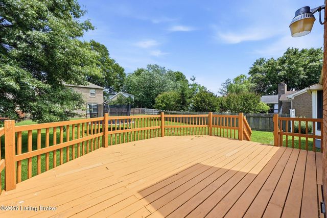 7209 Old N Church Rd, Louisville, KY 40214