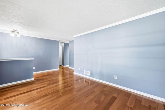 7209 Old N Church Rd, Louisville, KY 40214