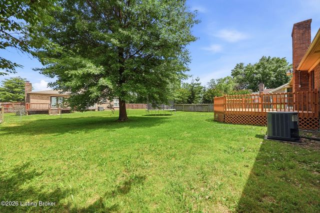 7209 Old N Church Rd, Louisville, KY 40214