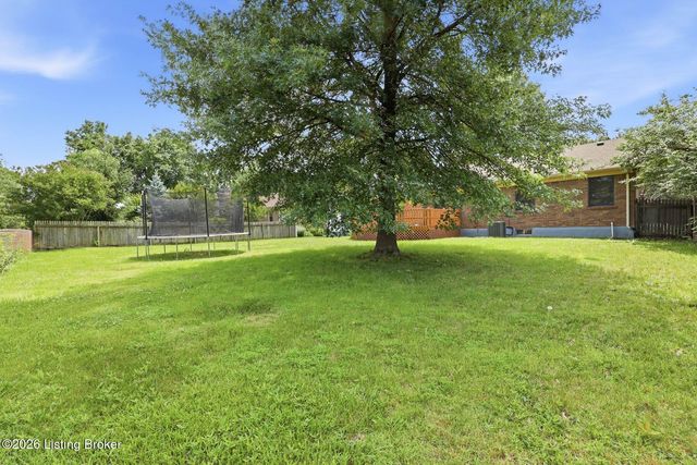 7209 Old N Church Rd, Louisville, KY 40214