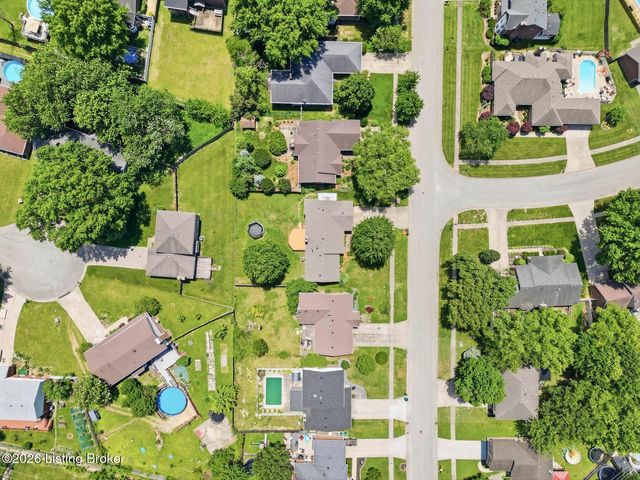 7209 Old N Church Rd, Louisville, KY 40214