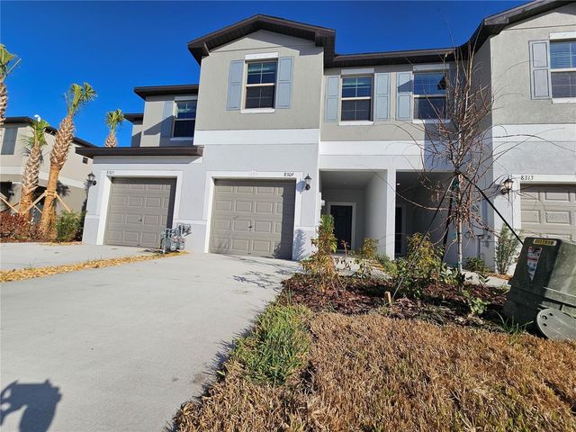 8309 CRESCENT OAKS DRIVE, New Port Richey, FL 34655