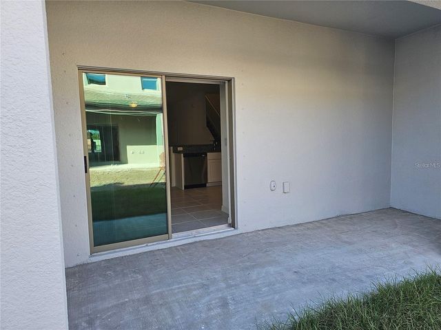 8309 CRESCENT OAKS DRIVE, New Port Richey, FL 34655