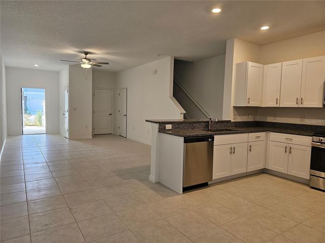 8309 CRESCENT OAKS DRIVE, New Port Richey, FL 34655