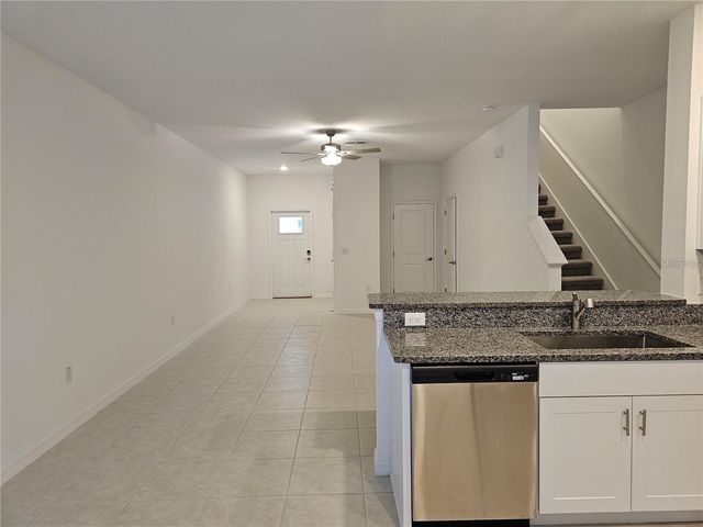 8309 CRESCENT OAKS DRIVE, New Port Richey, FL 34655