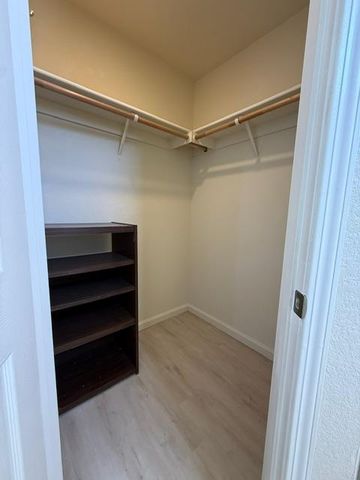 954 Avenida Real, Ceres, CA 95307