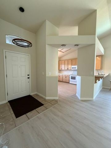 954 Avenida Real, Ceres, CA 95307