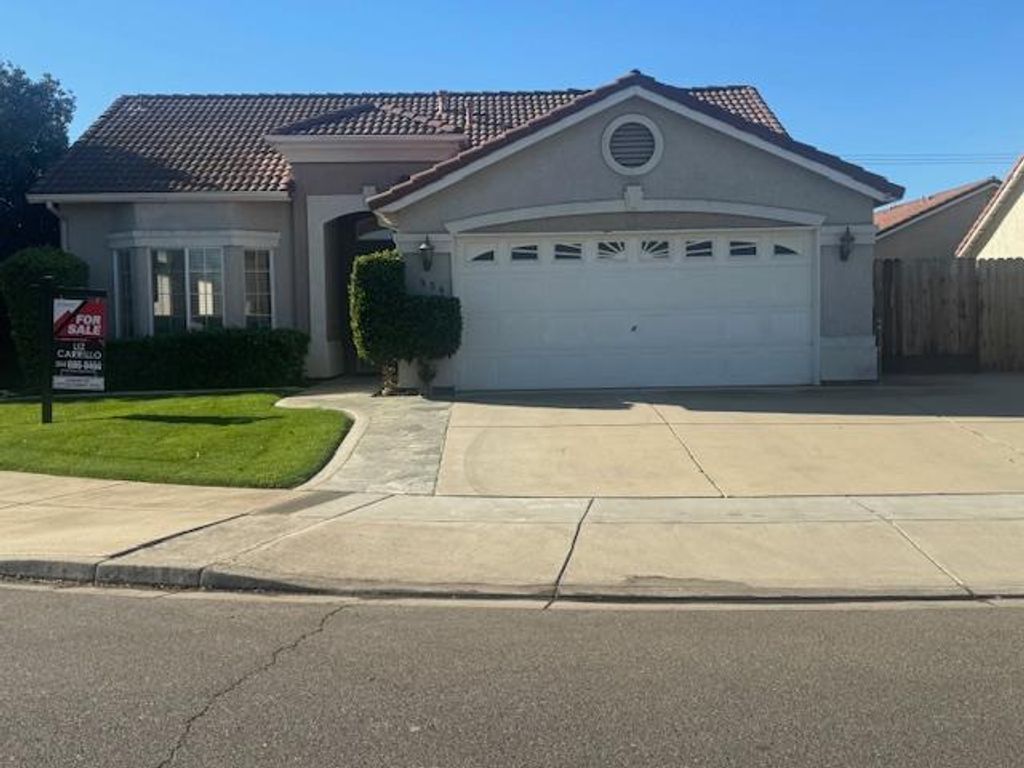 954 Avenida Real, Ceres, CA 95307