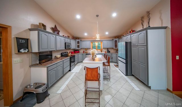 N22791 Carpenter Road, Niagara C-wi, WI 54151