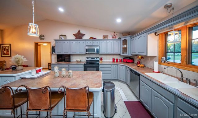 N22791 Carpenter Road, Niagara C-wi, WI 54151