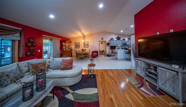 N22791 Carpenter Road, Niagara C-wi, WI 54151