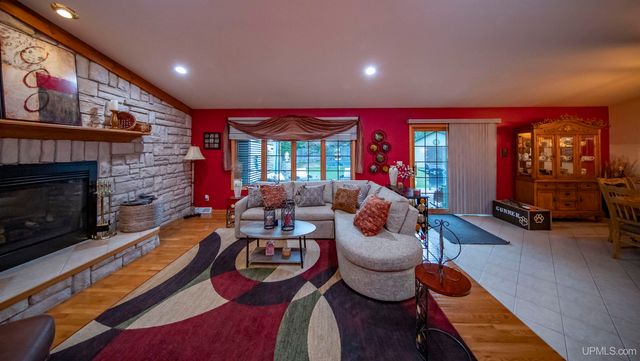 N22791 Carpenter Road, Niagara C-wi, WI 54151