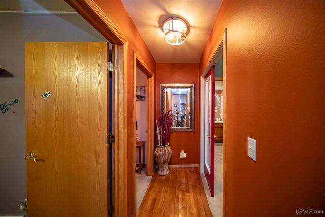 N22791 Carpenter Road, Niagara C-wi, WI 54151