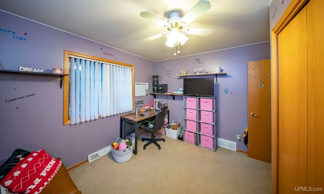 N22791 Carpenter Road, Niagara C-wi, WI 54151