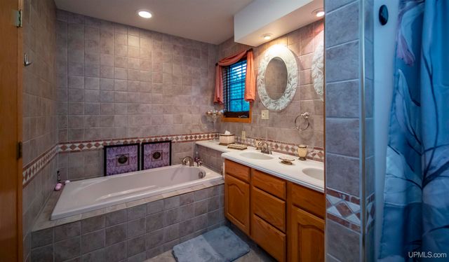 N22791 Carpenter Road, Niagara C-wi, WI 54151