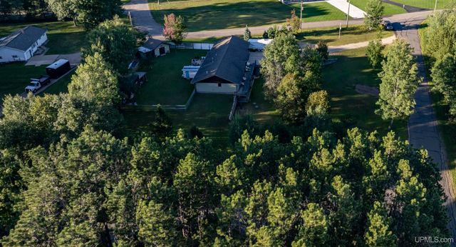 N22791 Carpenter Road, Niagara C-wi, WI 54151