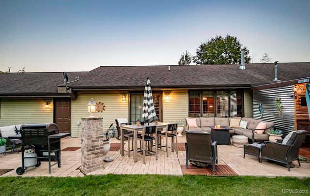 N22791 Carpenter Road, Niagara C-wi, WI 54151