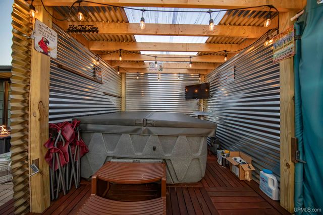 N22791 Carpenter Road, Niagara C-wi, WI 54151