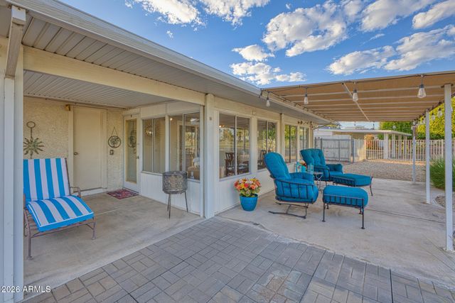 11801 N HACIENDA Drive, Sun City, AZ 85351