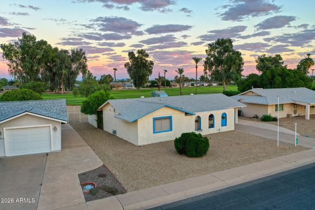 11801 N HACIENDA Drive, Sun City, AZ 85351