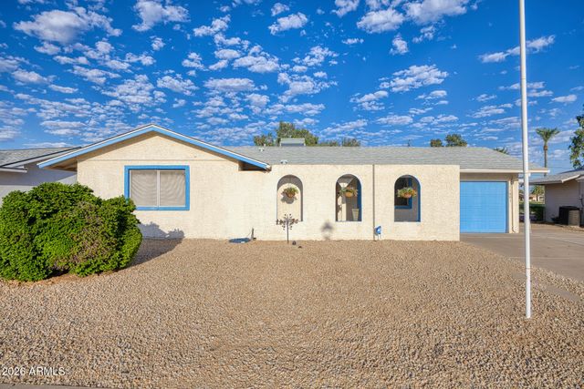 11801 N HACIENDA Drive, Sun City, AZ 85351
