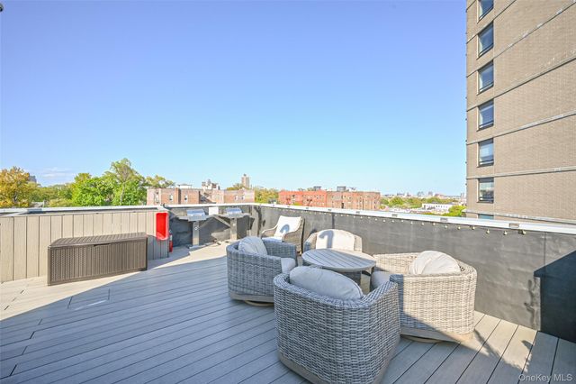 116-17 Grosvenor Lane 3A, Forest Hills, NY 11375
