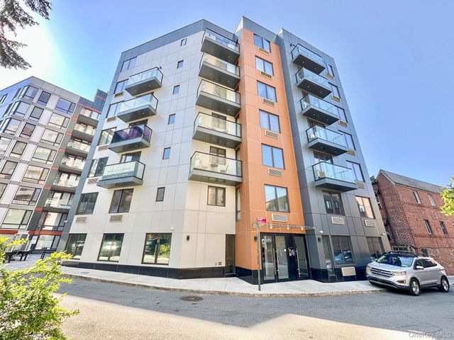 116-17 Grosvenor Lane 3A, Forest Hills, NY 11375