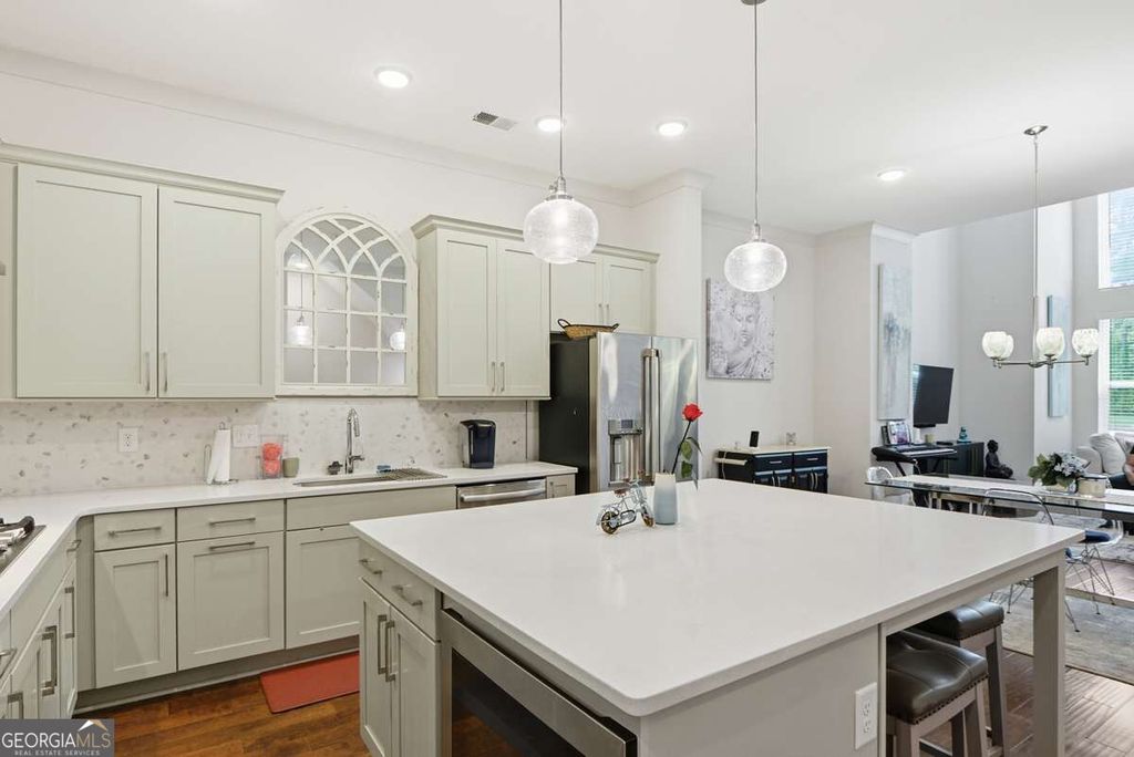 923 Katie Kerr Drive, Decatur, GA 30030 — photo 3