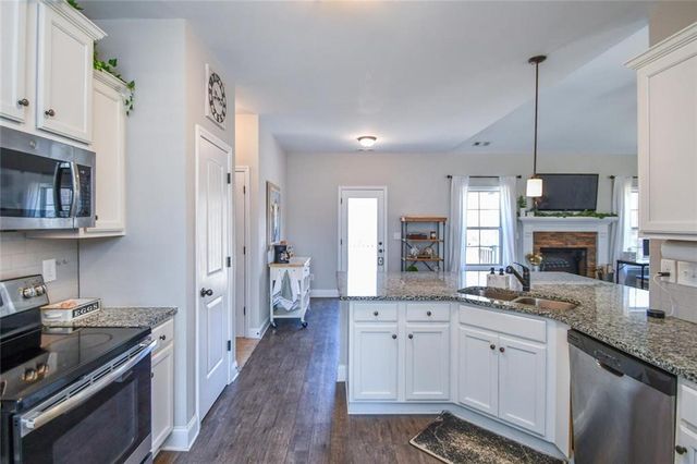 47 Little Creek Manor Court, Dallas, GA 30157