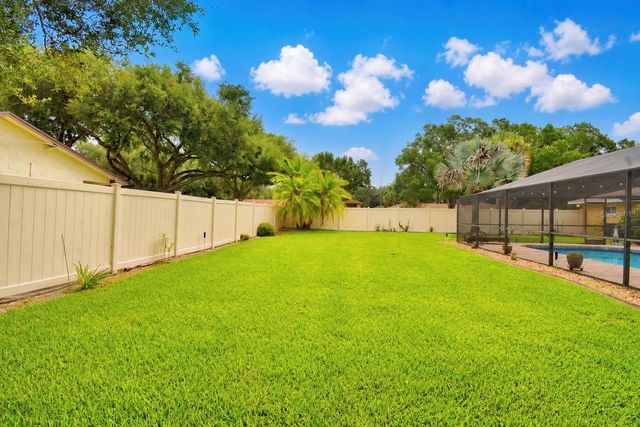 902 CRESTVIEW DRIVE, Auburndale, FL 33823
