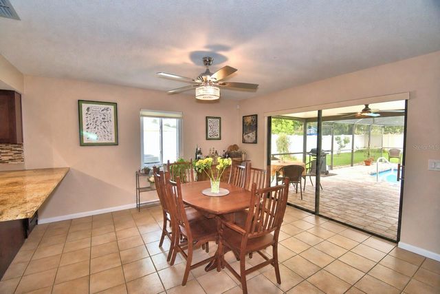 902 CRESTVIEW DRIVE, Auburndale, FL 33823