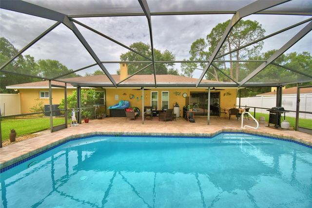 902 CRESTVIEW DRIVE, Auburndale, FL 33823