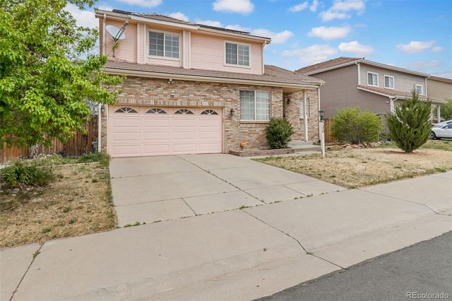 19531 E 40th Place, Denver, CO 80249