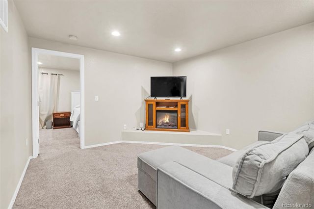 19531 E 40th Place, Denver, CO 80249