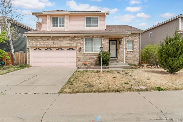 19531 E 40th Place, Denver, CO 80249