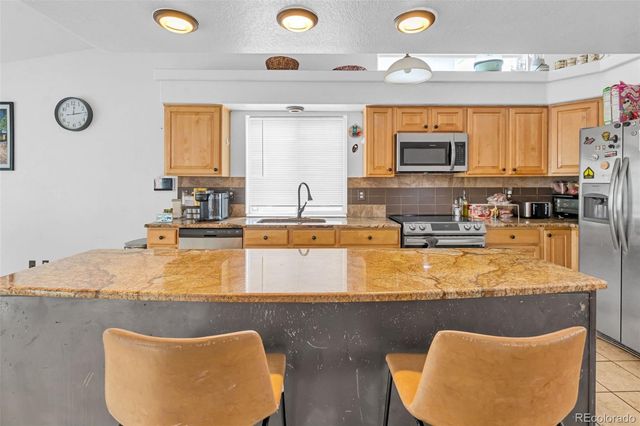 19531 E 40th Place, Denver, CO 80249
