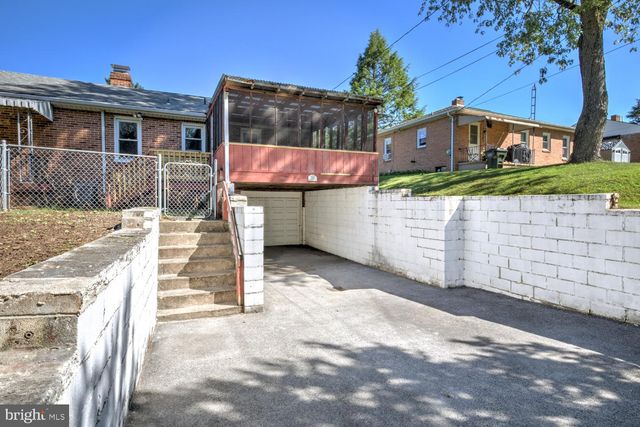 1100 ARTHUR, York, PA 17406