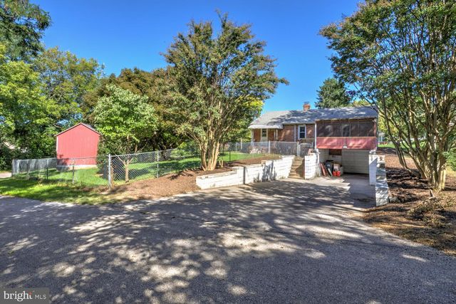 1100 ARTHUR, York, PA 17406