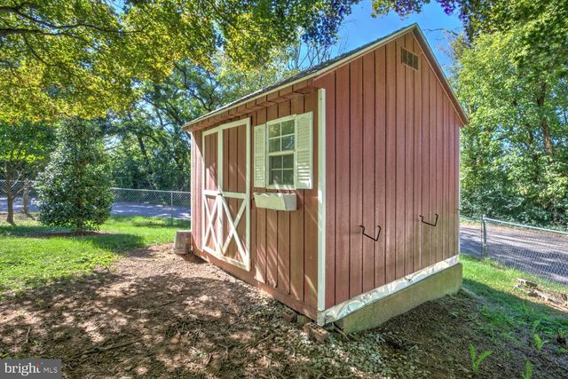 1100 ARTHUR, York, PA 17406