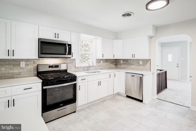 1100 ARTHUR, York, PA 17406