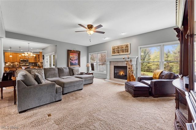 8460 Windsor Way, Broadview Heights, OH 44147