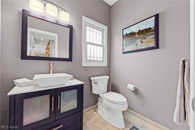 8460 Windsor Way, Broadview Heights, OH 44147